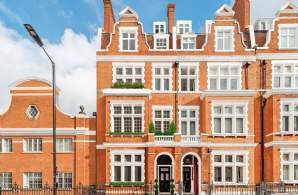 palace-court-mansions